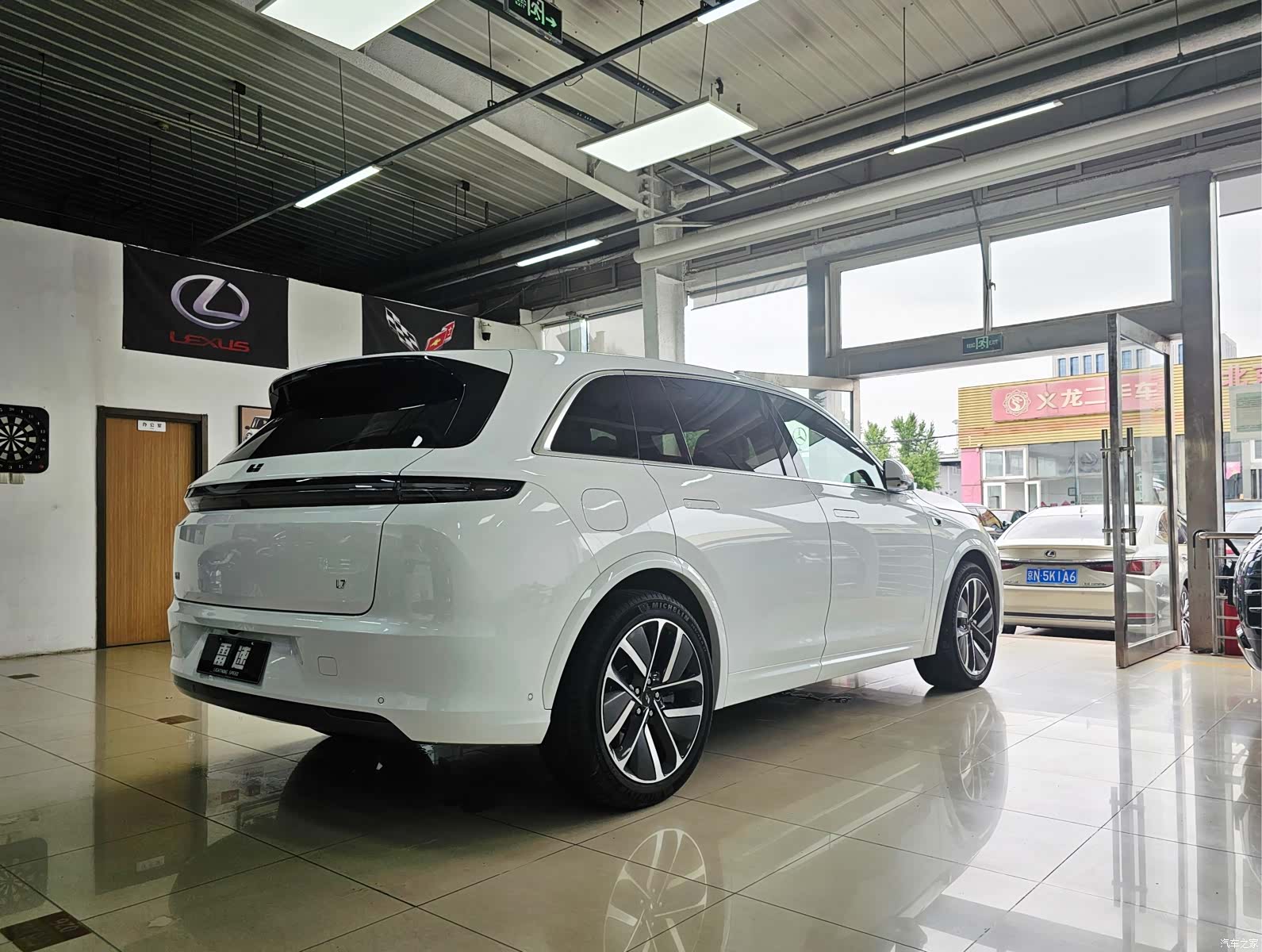 Li Auto L7, 2023 24