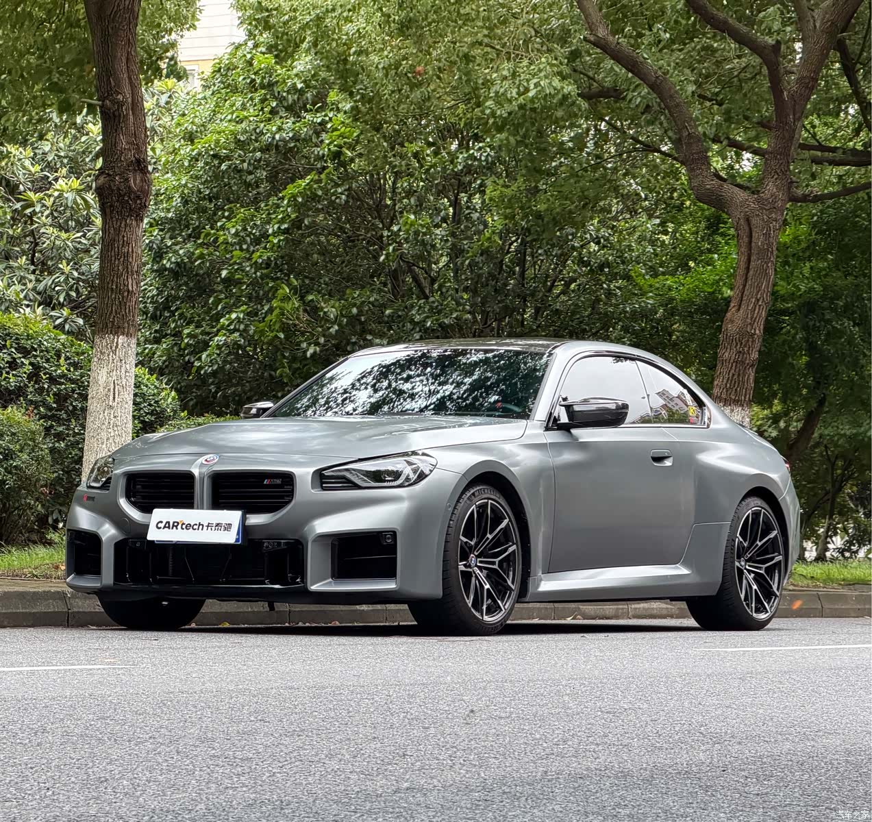 BMW M2, 2025 1