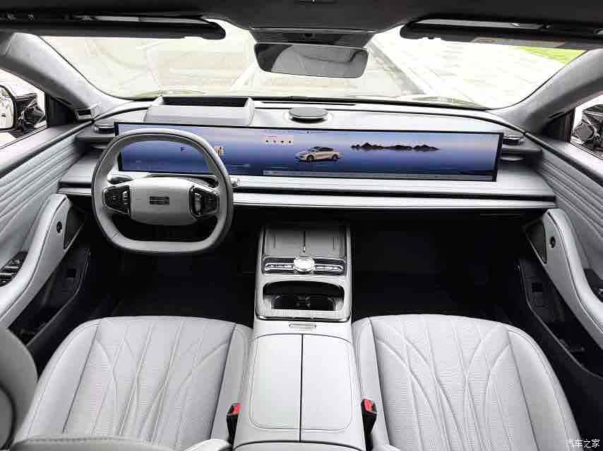 Geely E8, 2025 6