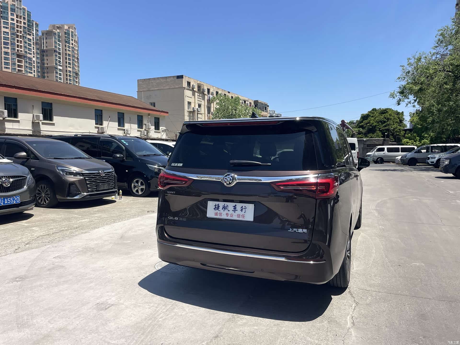 Buick GL8, 2021 все фото