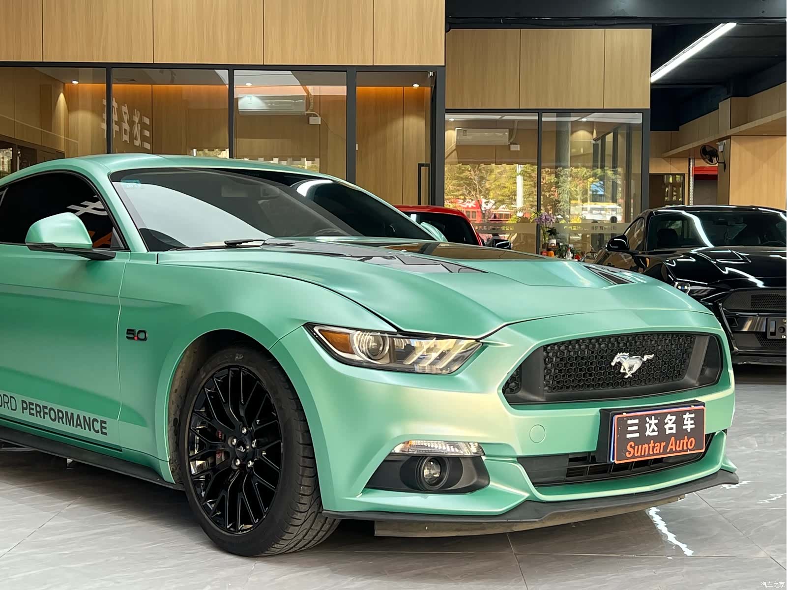 Ford Mustang, 2017 10