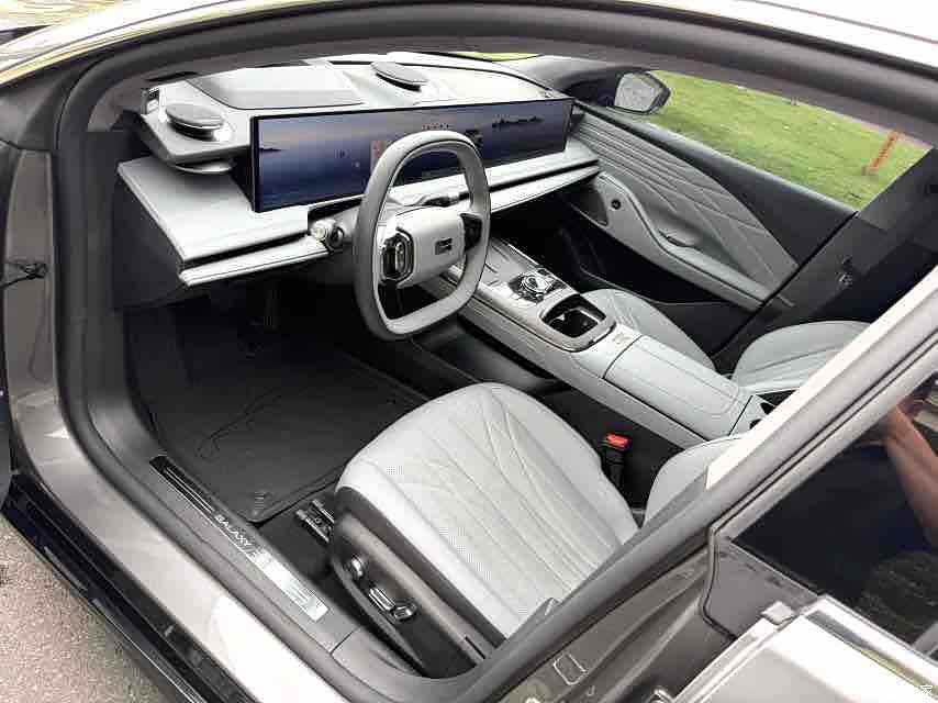 Geely E8, 2025 все фото