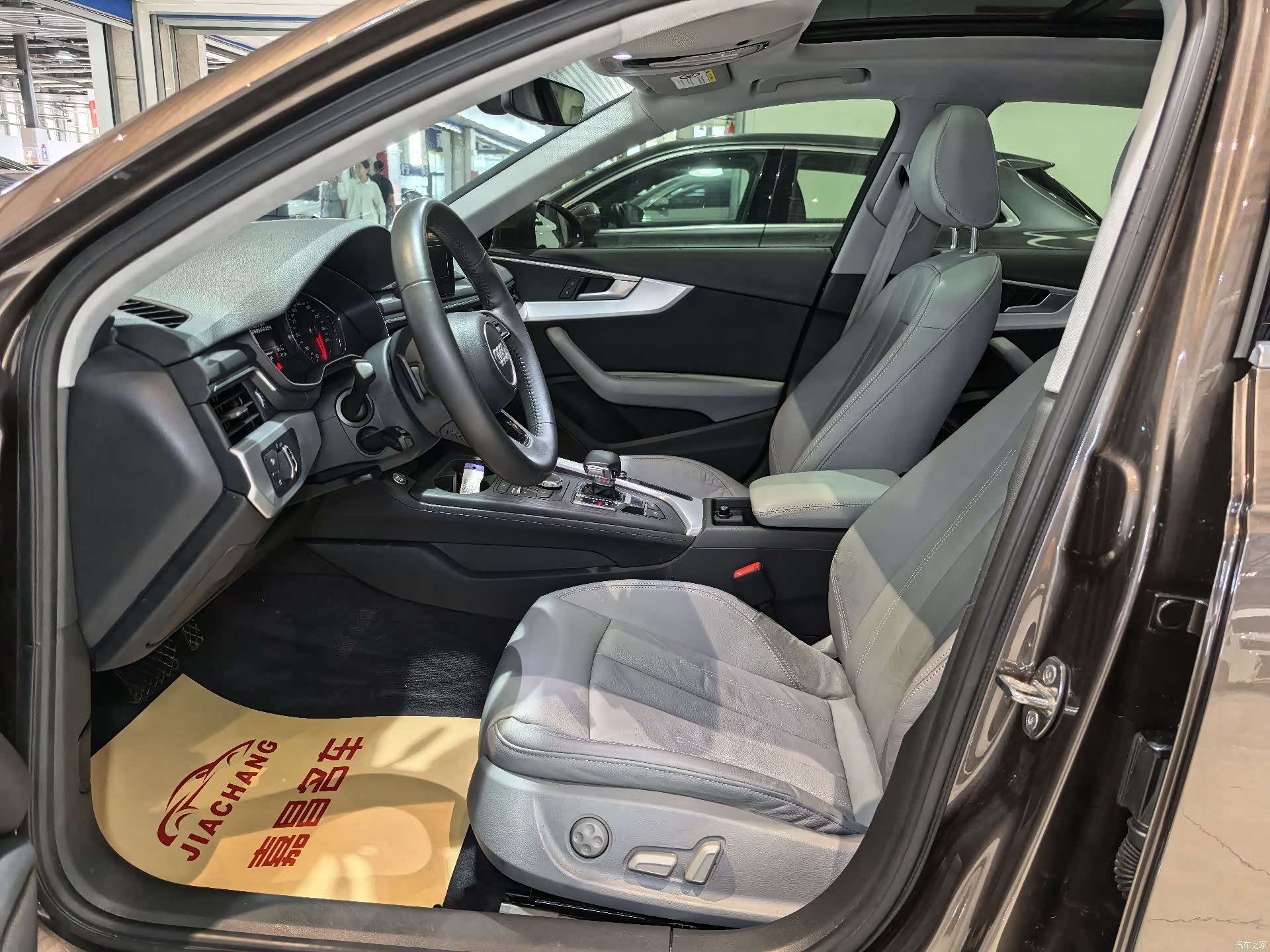 Audi A4L, 2017 6