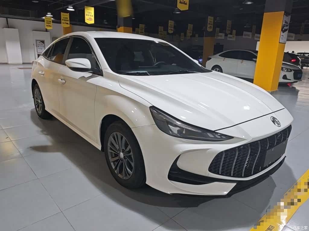 MG MG5, 2025 4