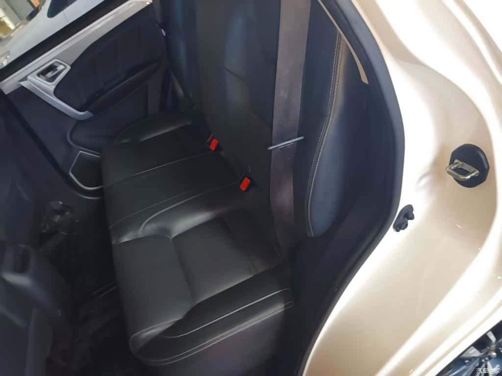 Geely X6, 2017 17