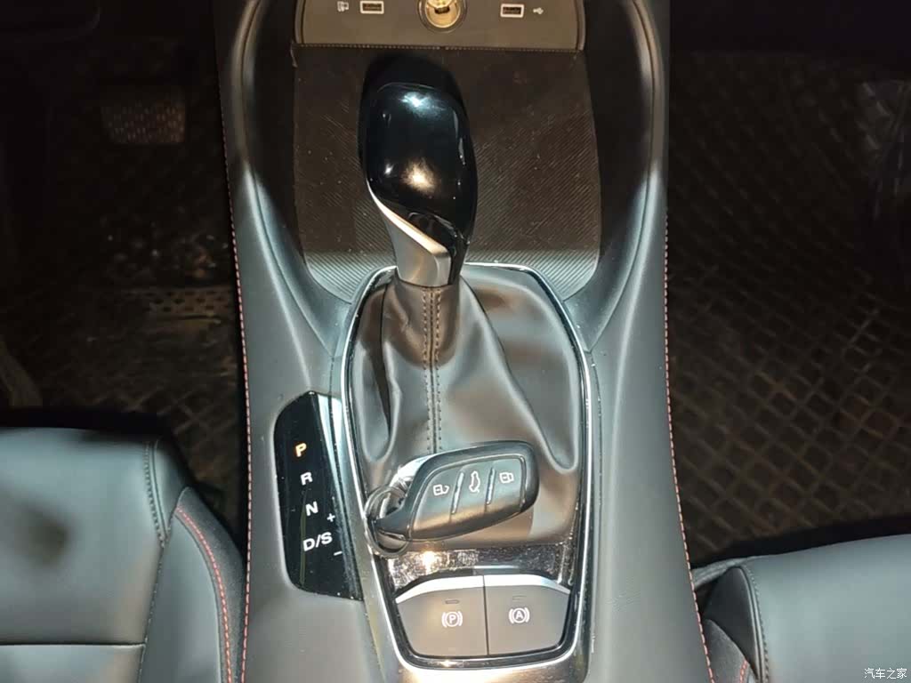 MG MG5, 2025 14
