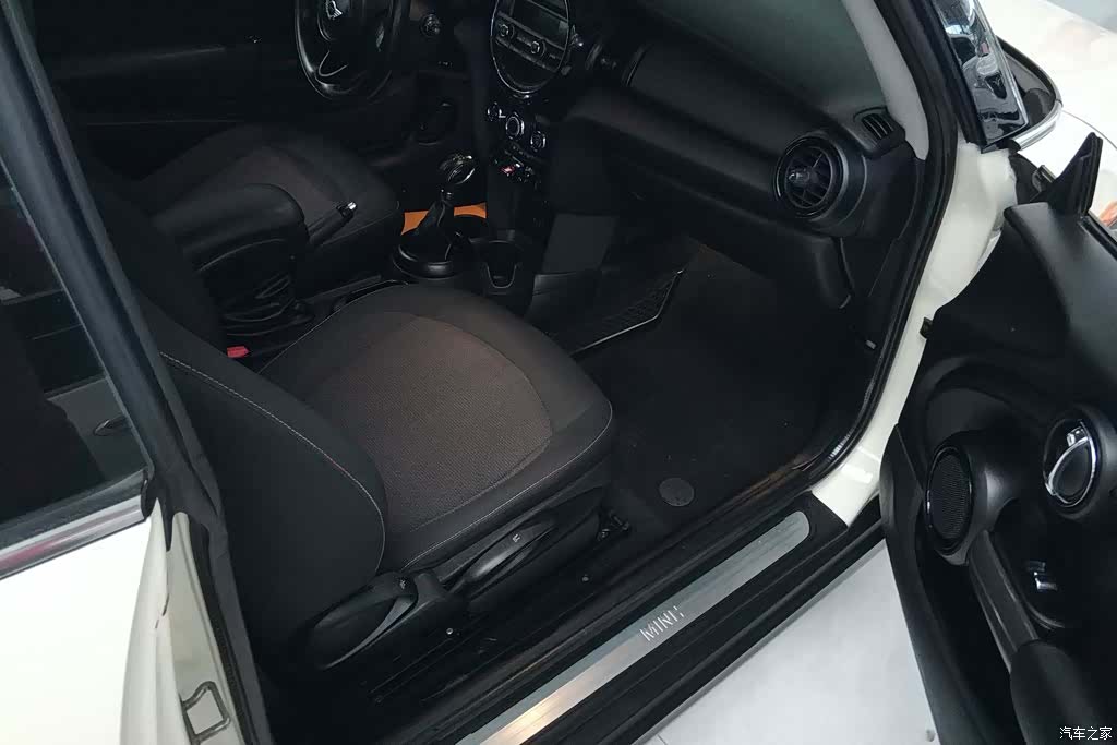 Mini ONE, 2015 8