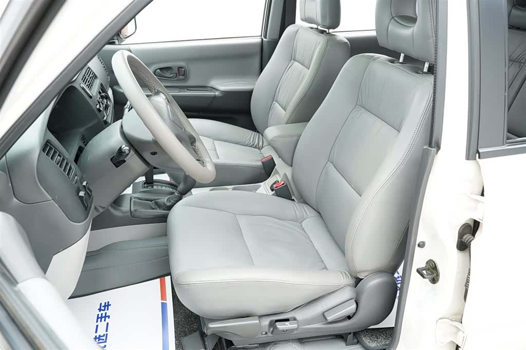 Mitsubishi Pajero, 2007 6