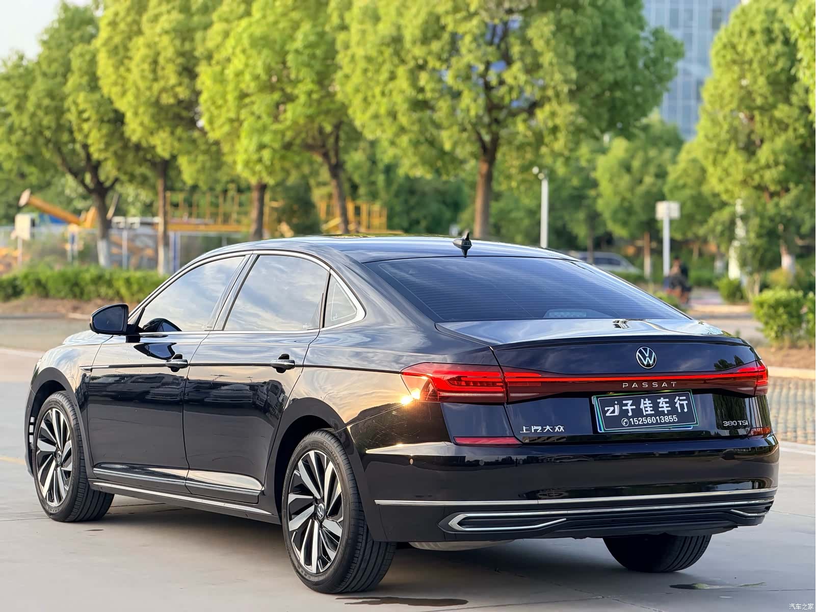 Volkswagen Passat, 2024 все фото