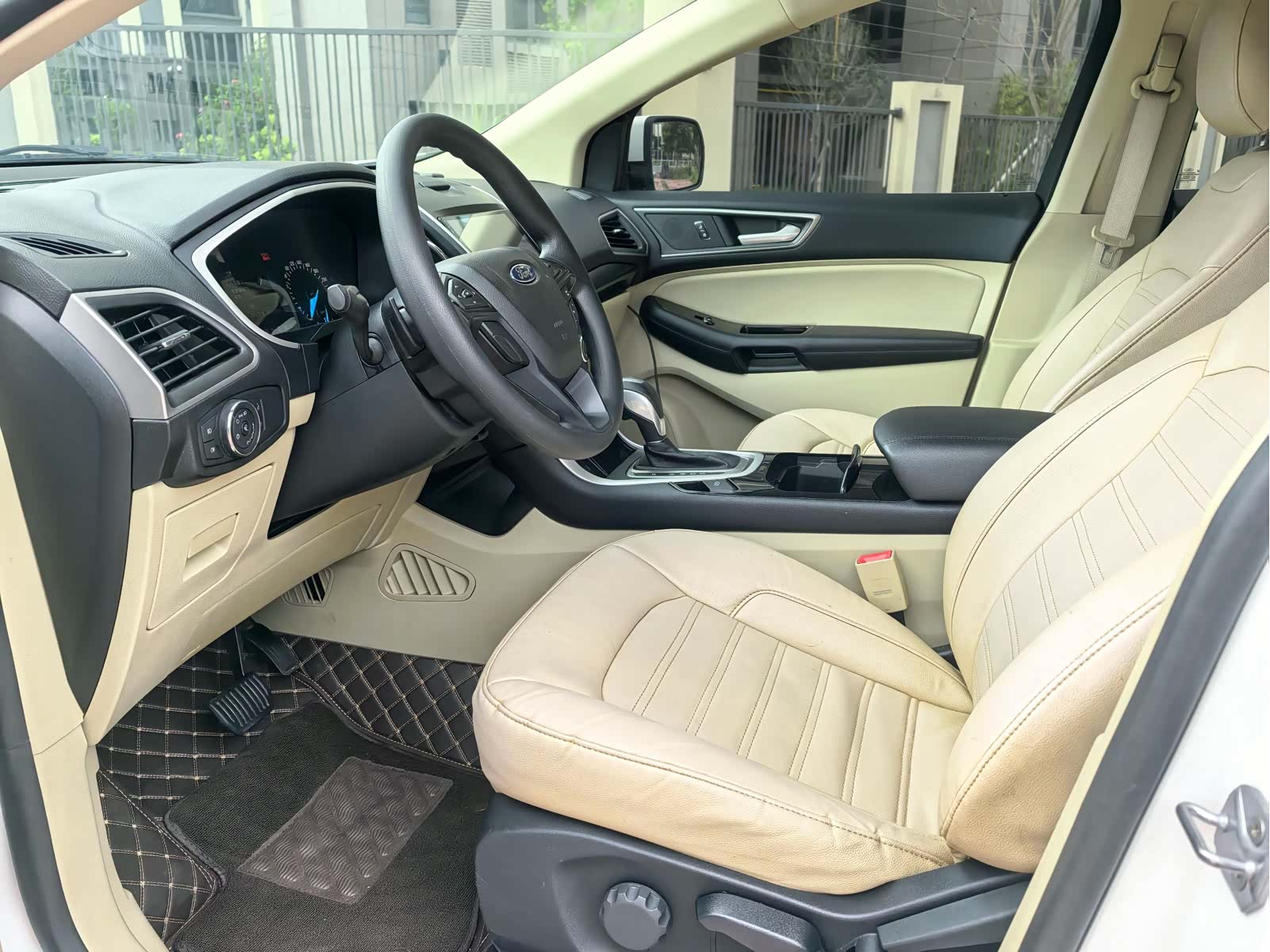 Ford Edge, 2019 3