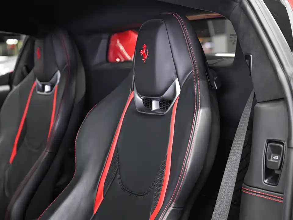 Ferrari 296