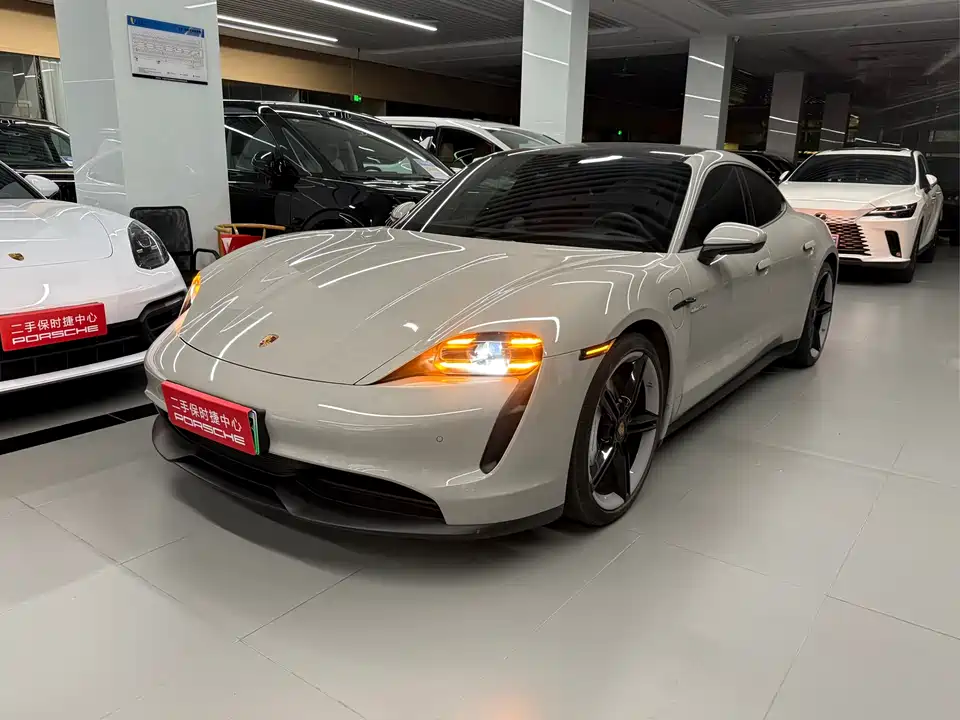 Porsche Taycan