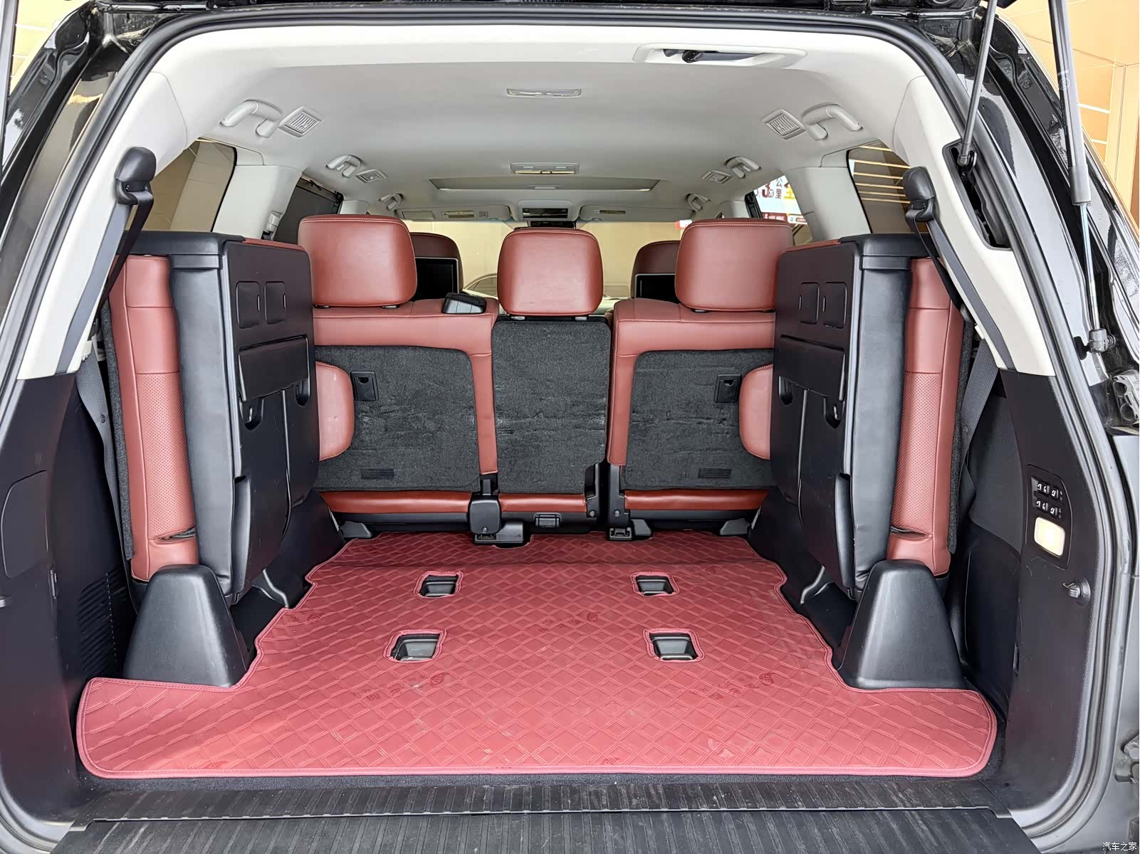 Lexus LX, 2017 26