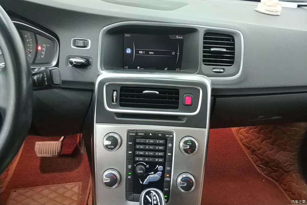 Volvo S60, 2017 13