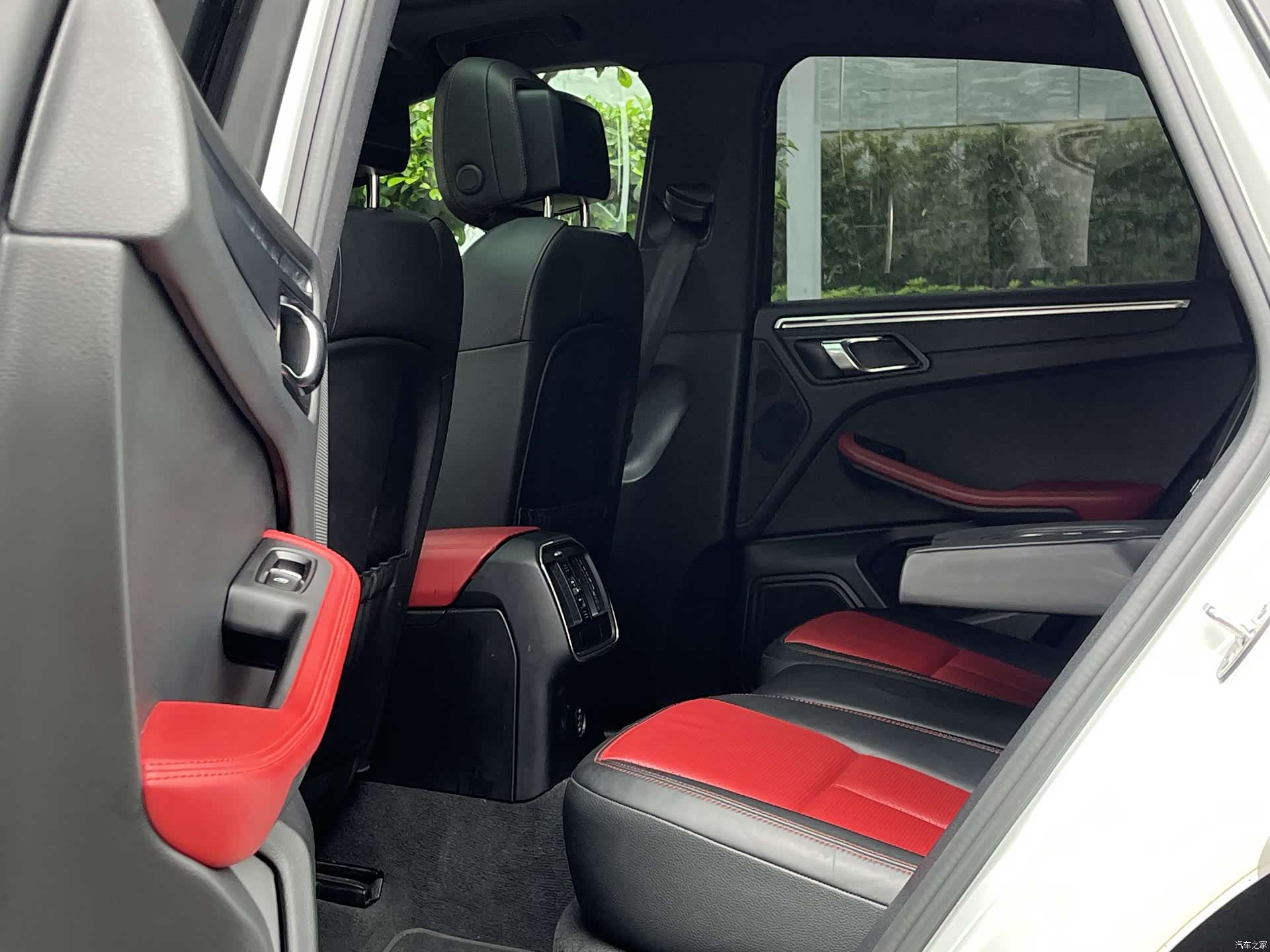 Porsche Macan, 2018 10