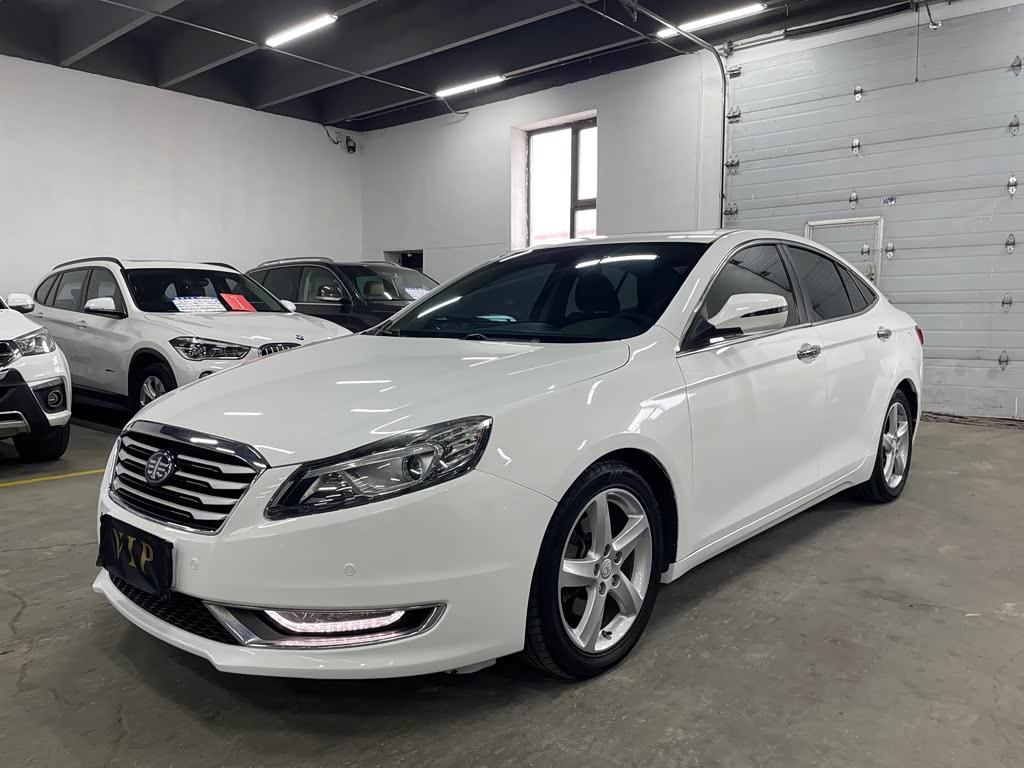 Bestune B70 2014 2.0L AT Luxury