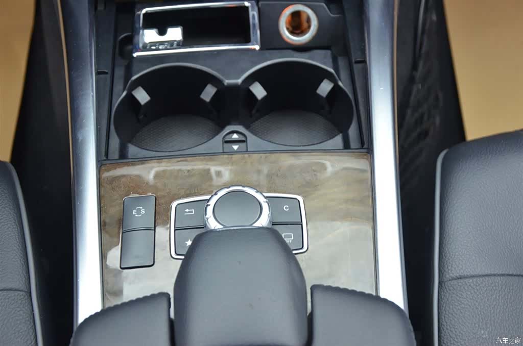 Mercedes-Benz E-Class, 2016 10