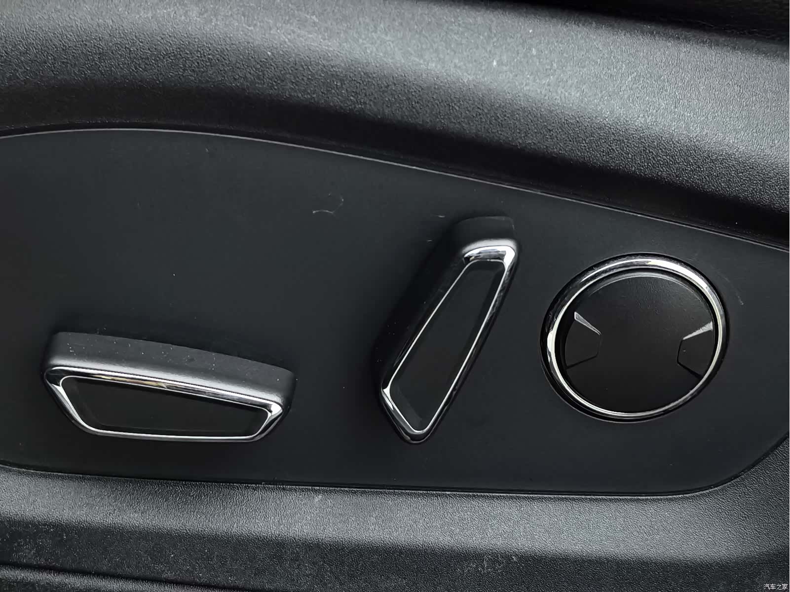 Ford Explorer, 2021 21