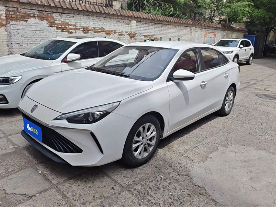 Roewe i5