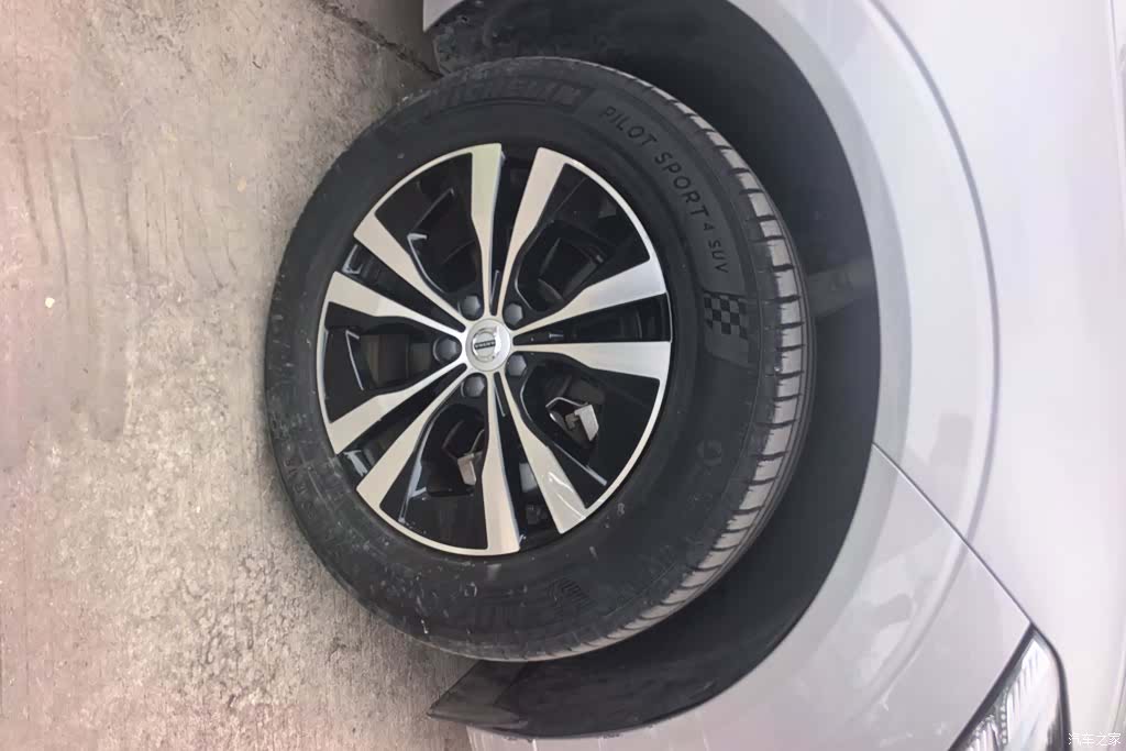 Volvo XC60, 2022 6