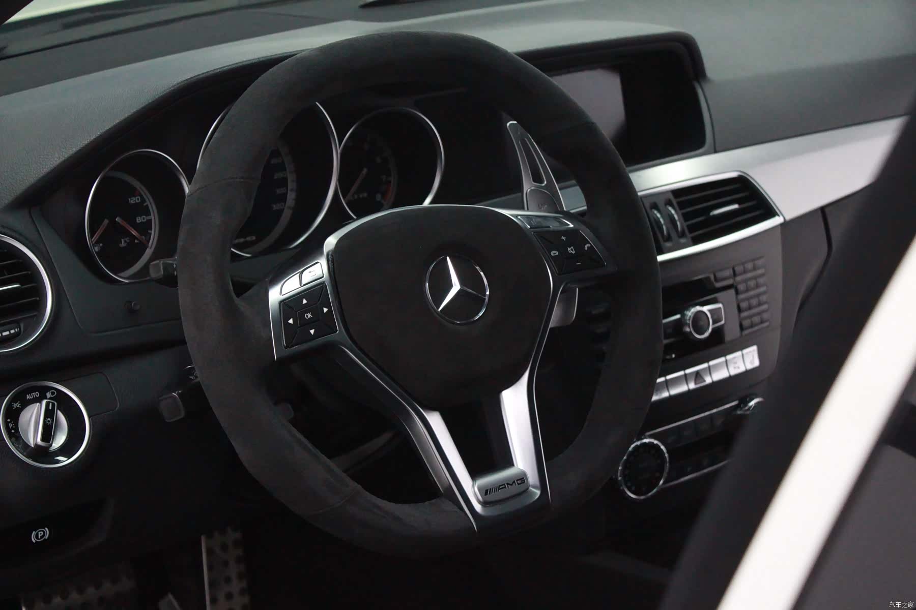 Mercedes-Benz C-Class, 2013 17