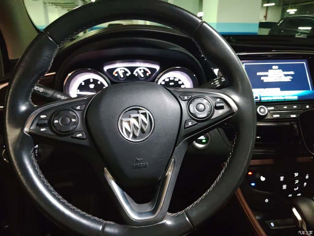 Buick Envision Plus, 2018 3