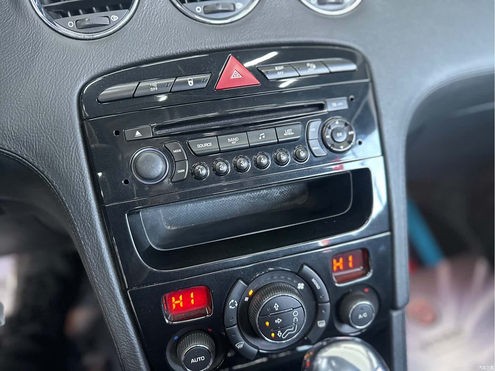 Peugeot 308, 2010 12