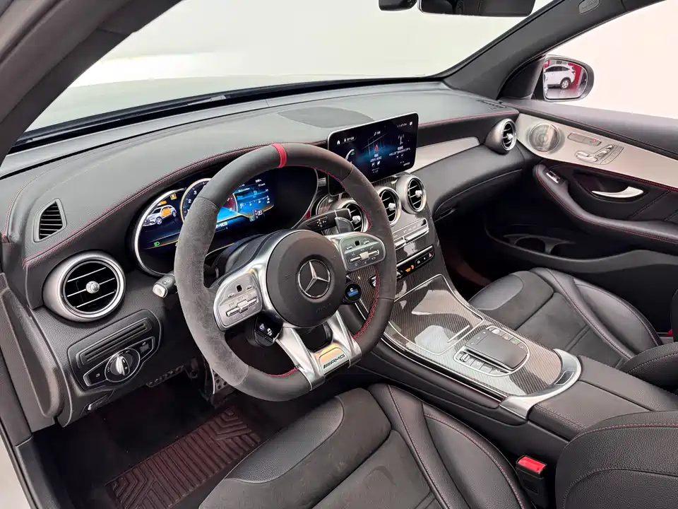 Mercedes-Benz GLC AMG