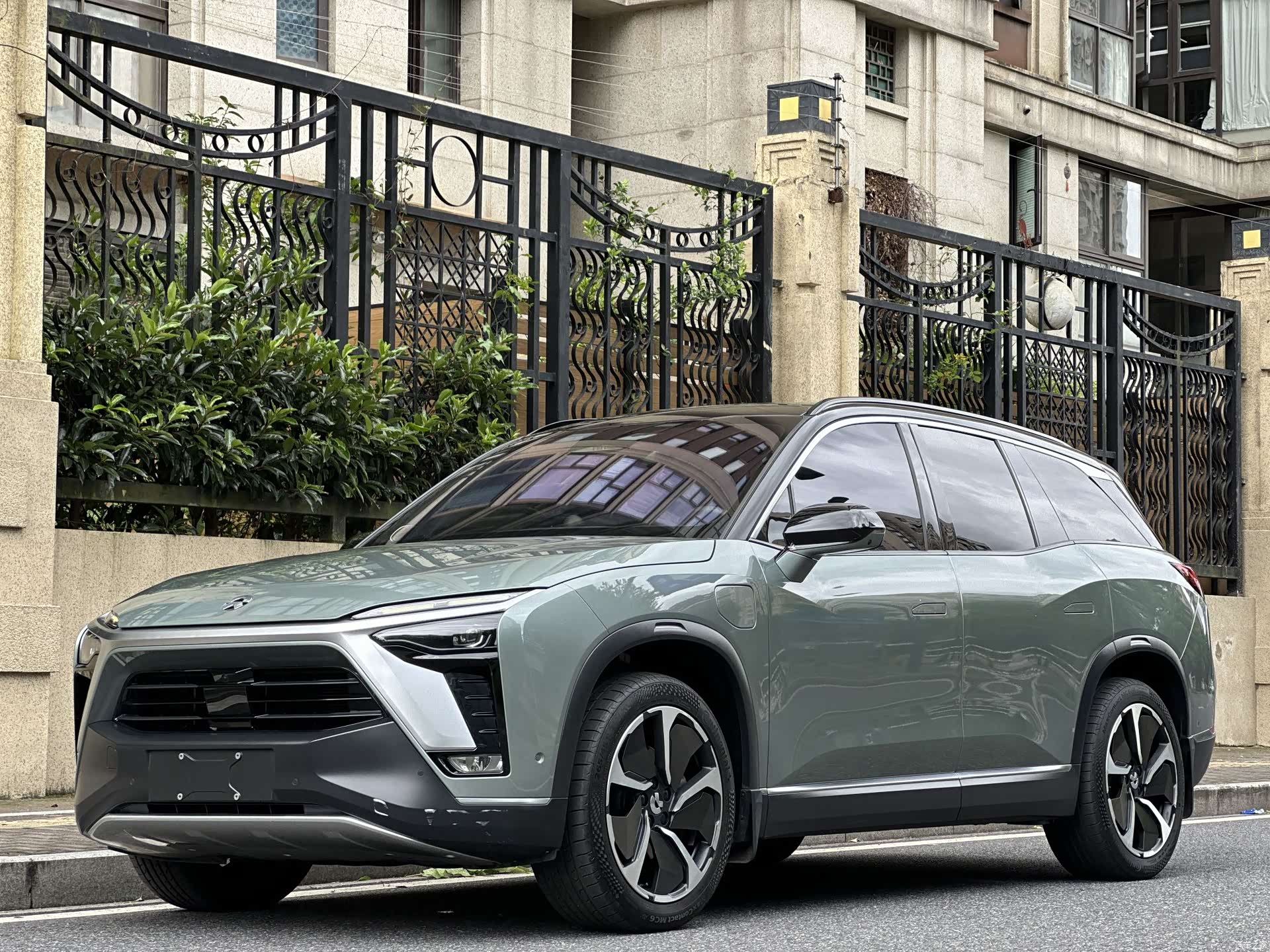 NIO ES8, 2022 1
