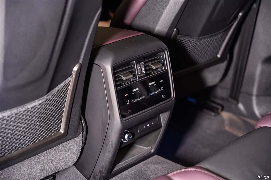 Porsche Cayenne, 2025 14