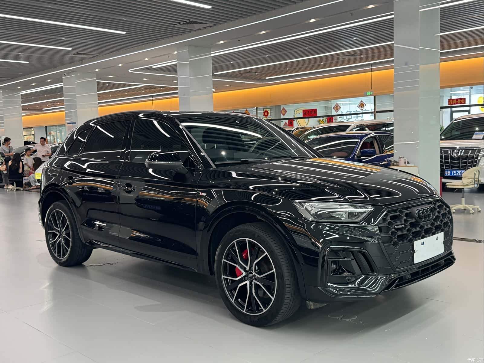 Audi Q5L, 2024 3