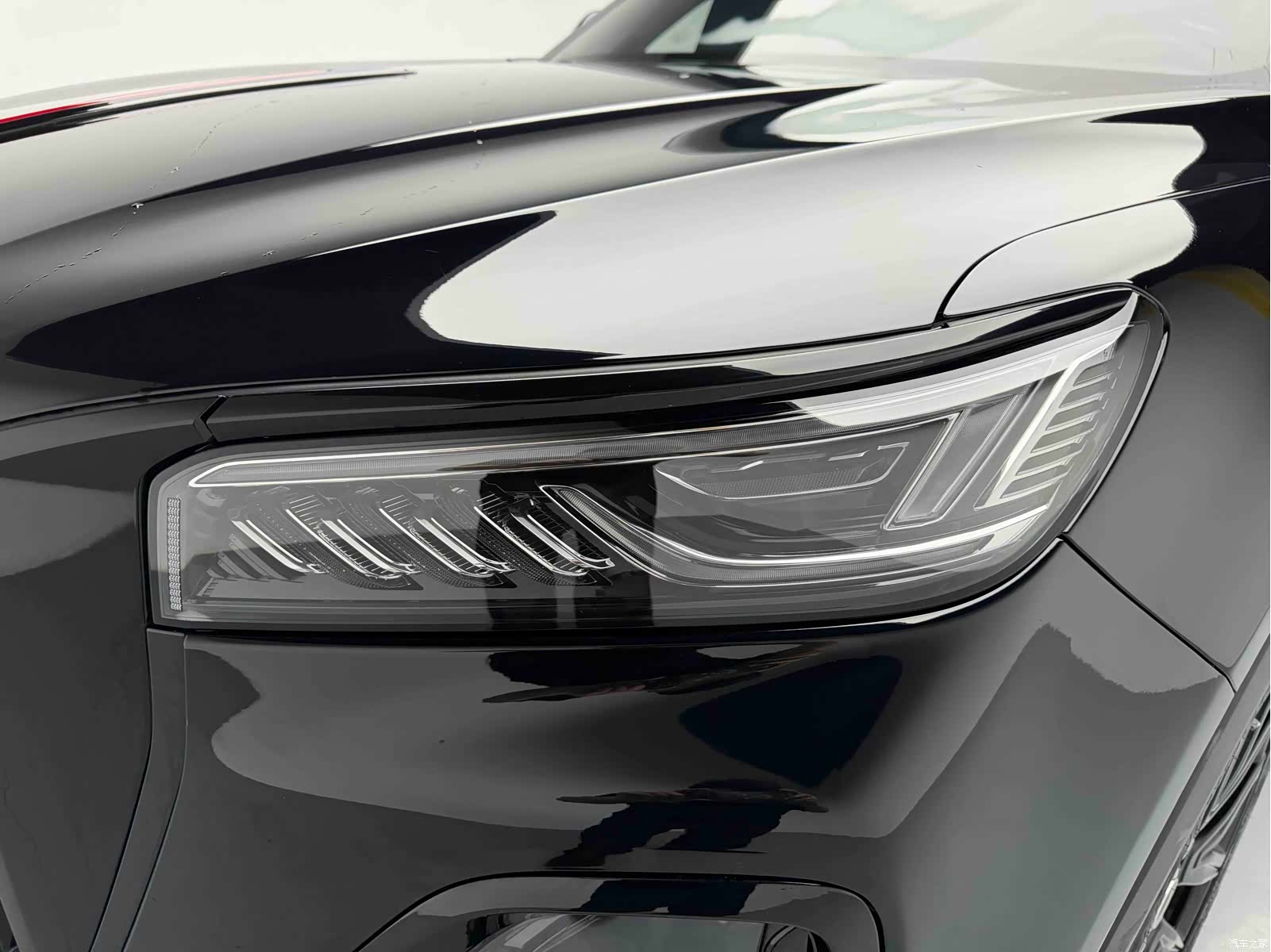 Hongqi HS5, 2026 3