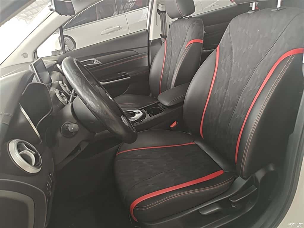 BAIC D50, 2020 15