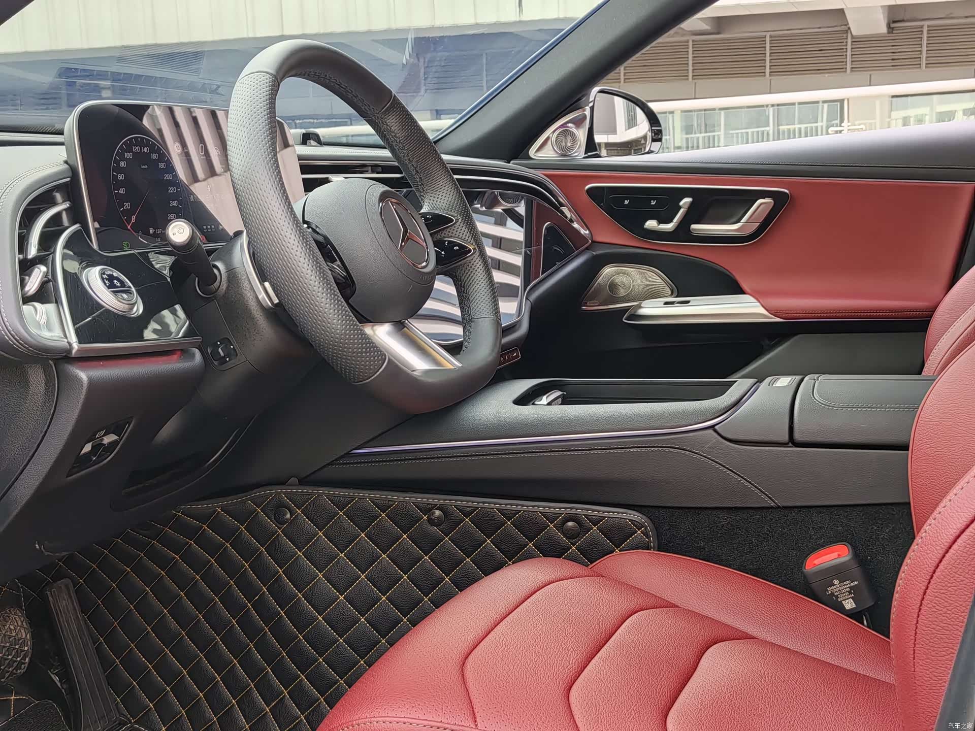 Mercedes-Benz E-Class, 2025 9
