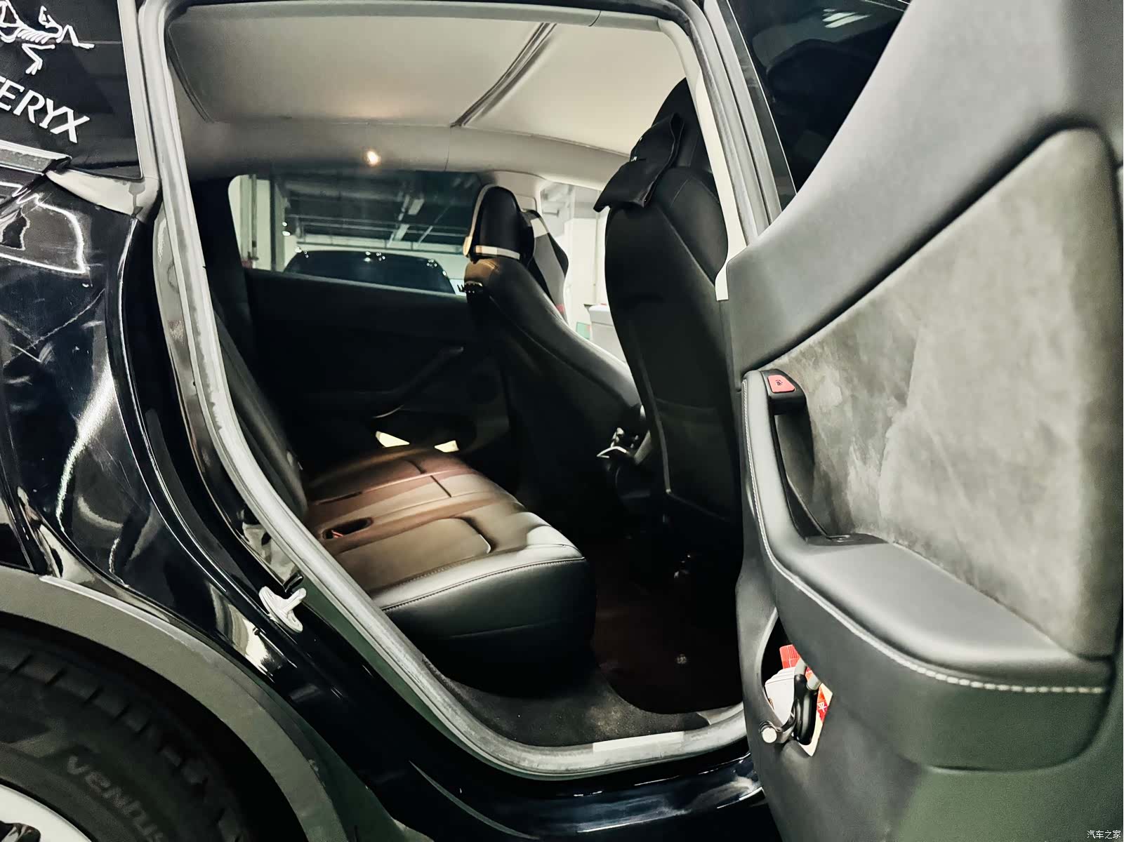 Tesla Model Y, 2022 11