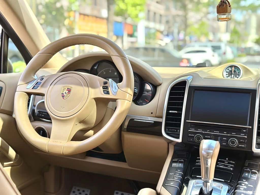Porsche Cayenne, 2013 все фото