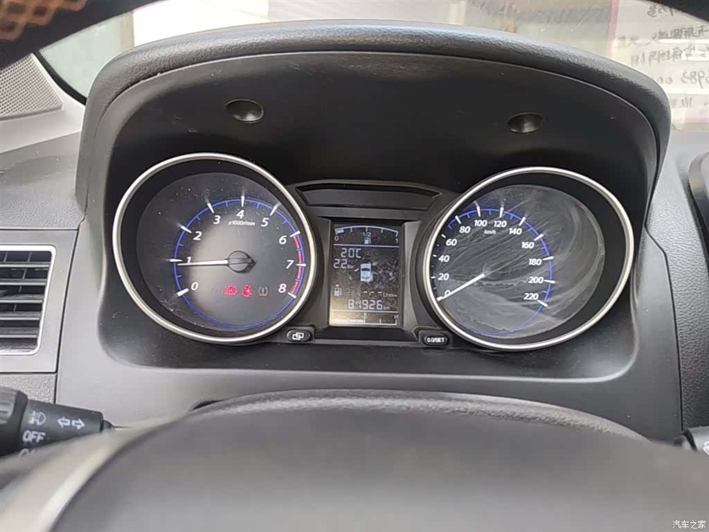 DongFeng X5, 2016 8