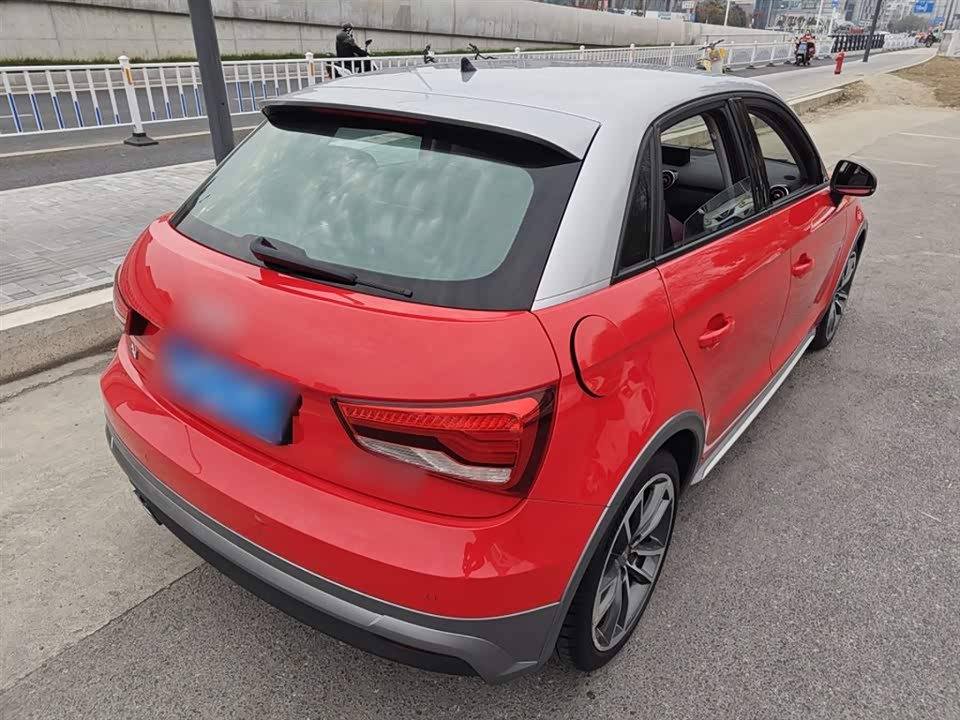 Audi A1