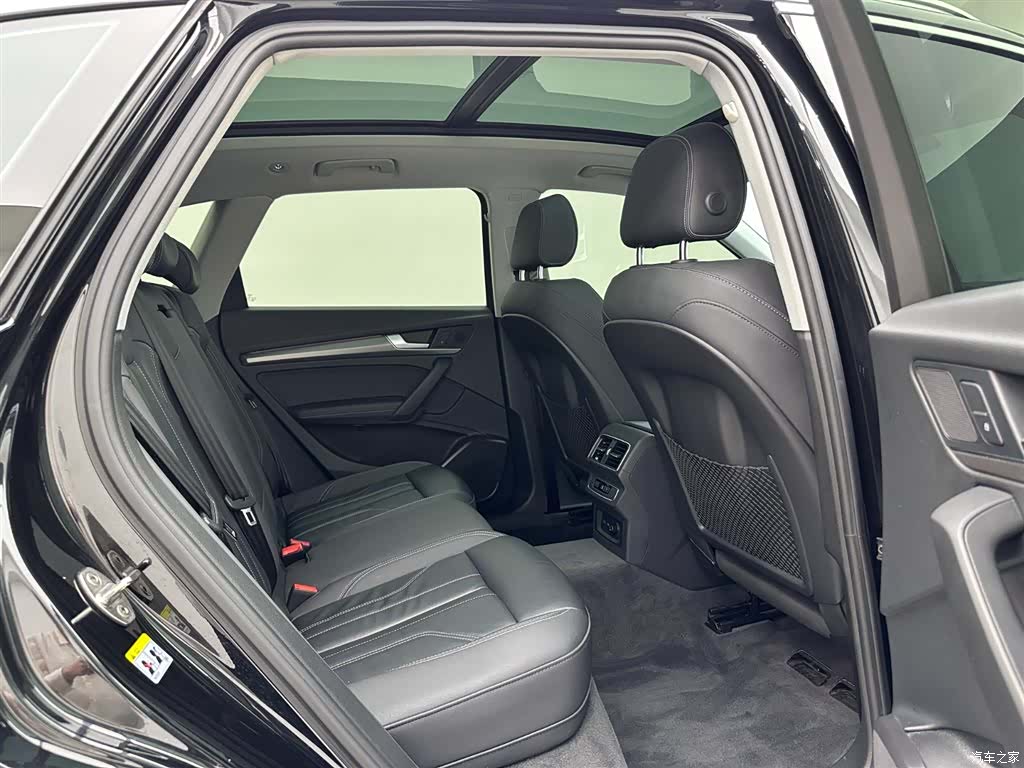 Audi Q5L, 2022 22