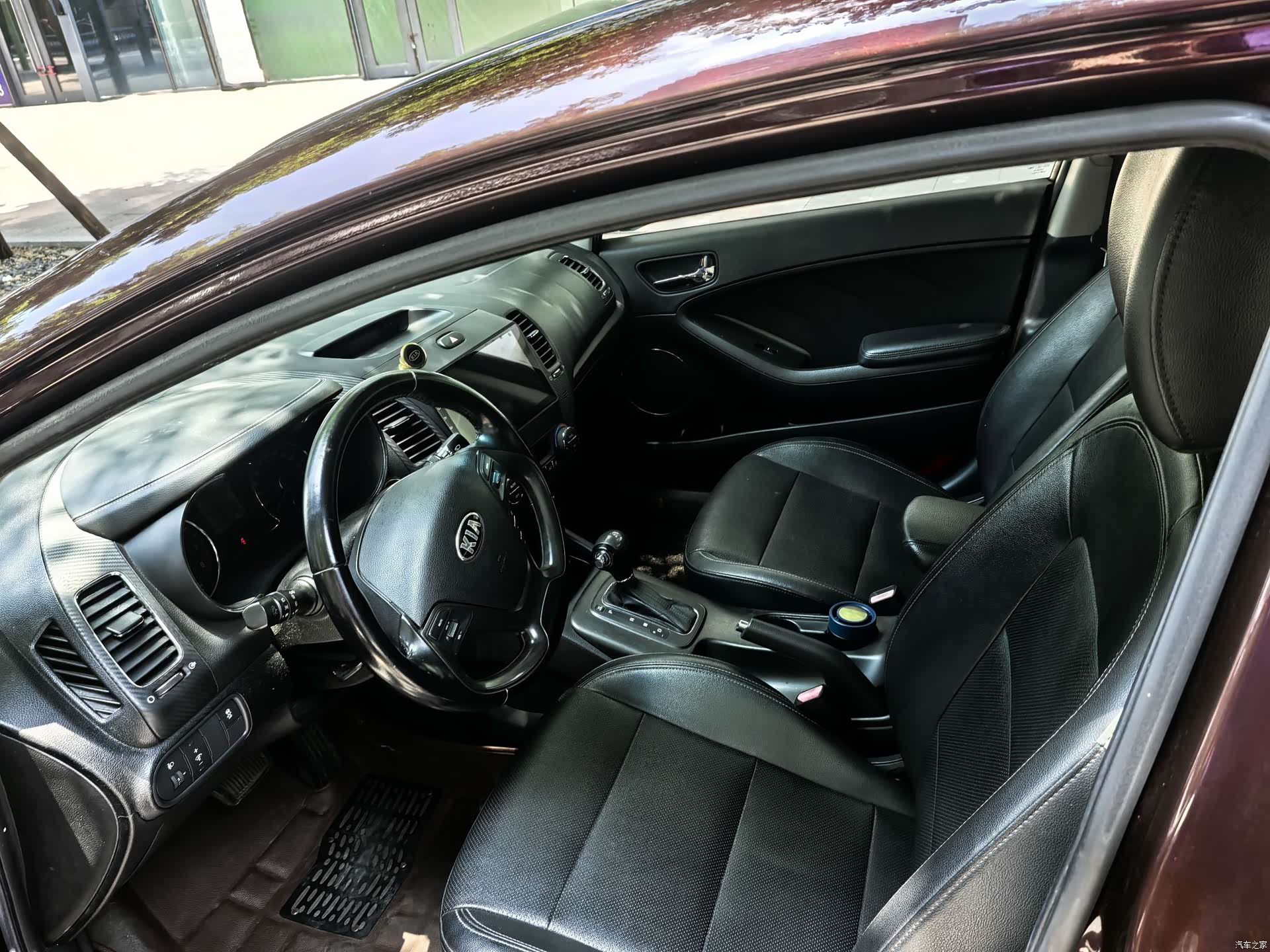 Kia K3, 2012 9