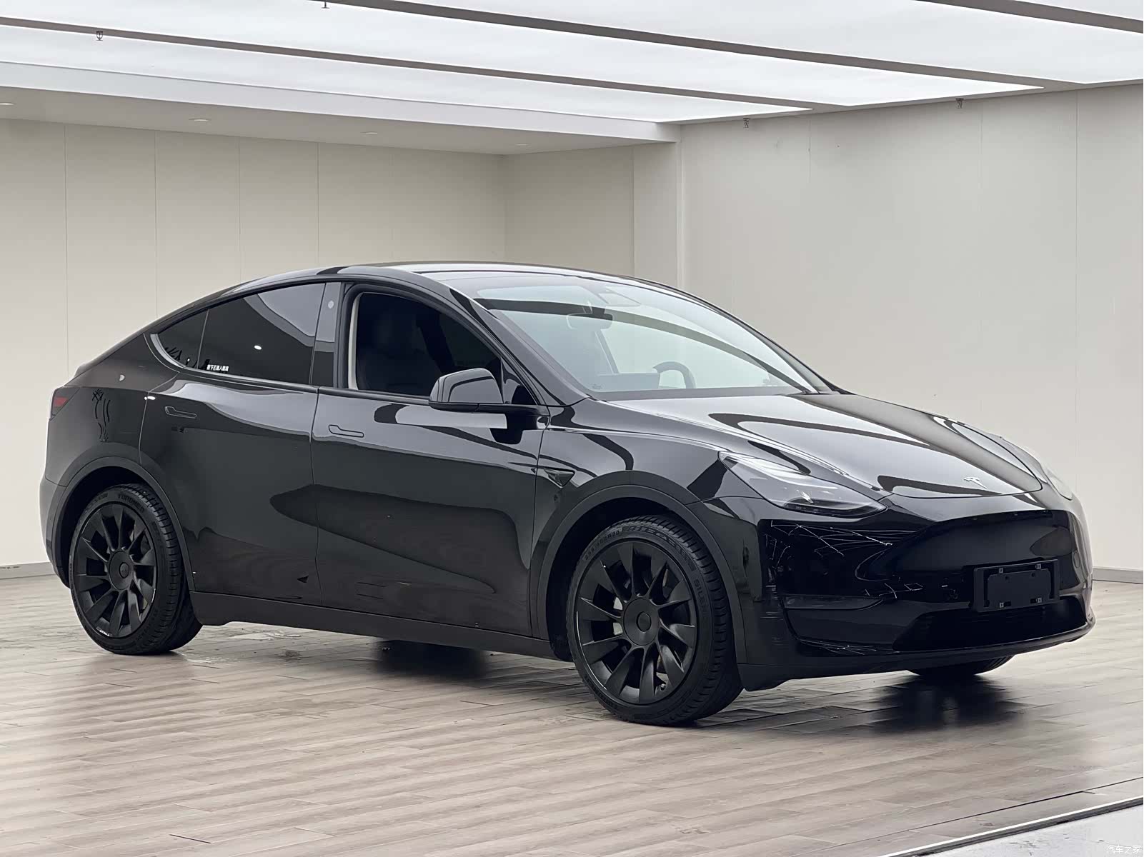 Tesla Model Y, 2021 2