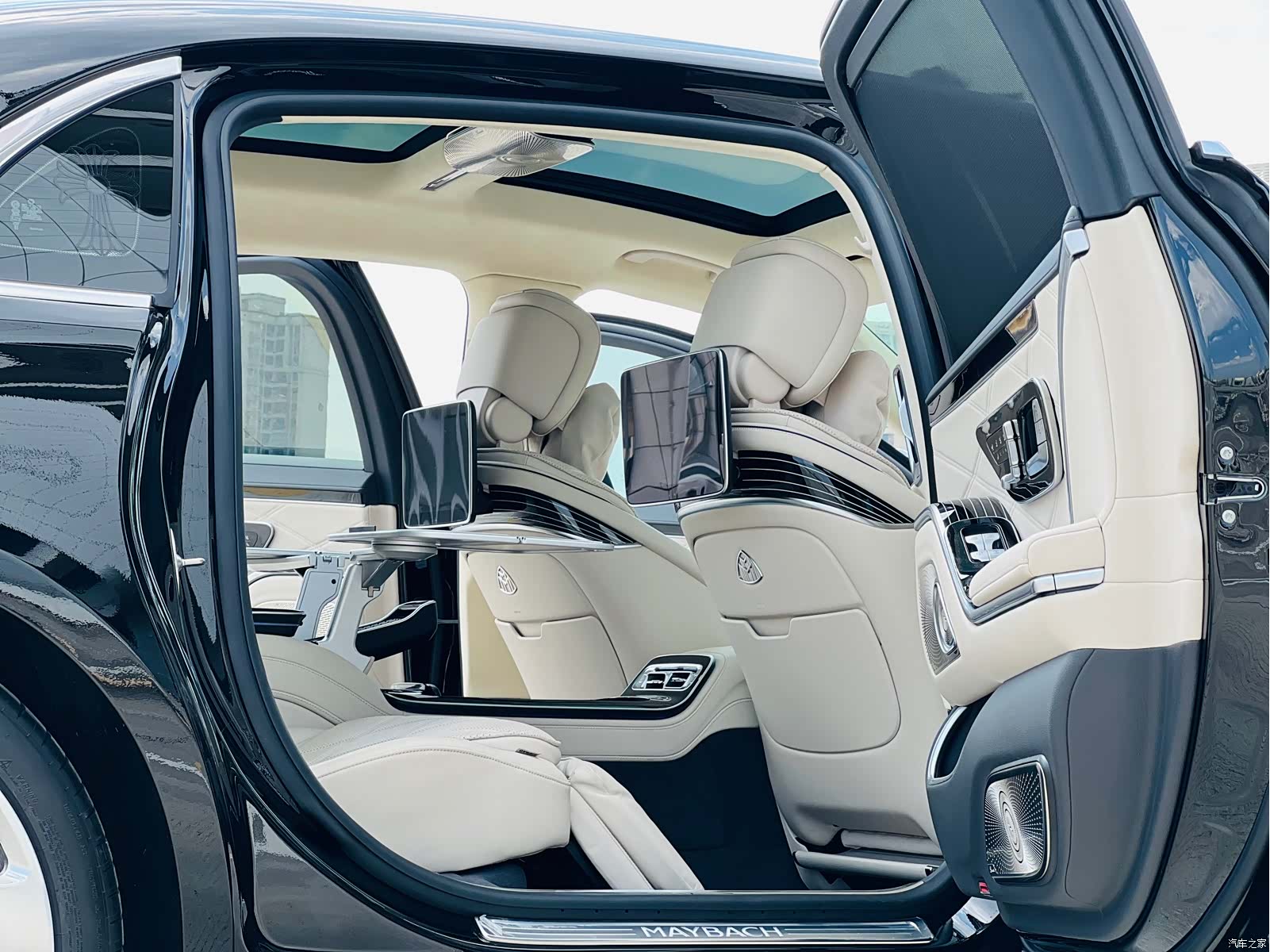 Maybach S-Class, 2025 8