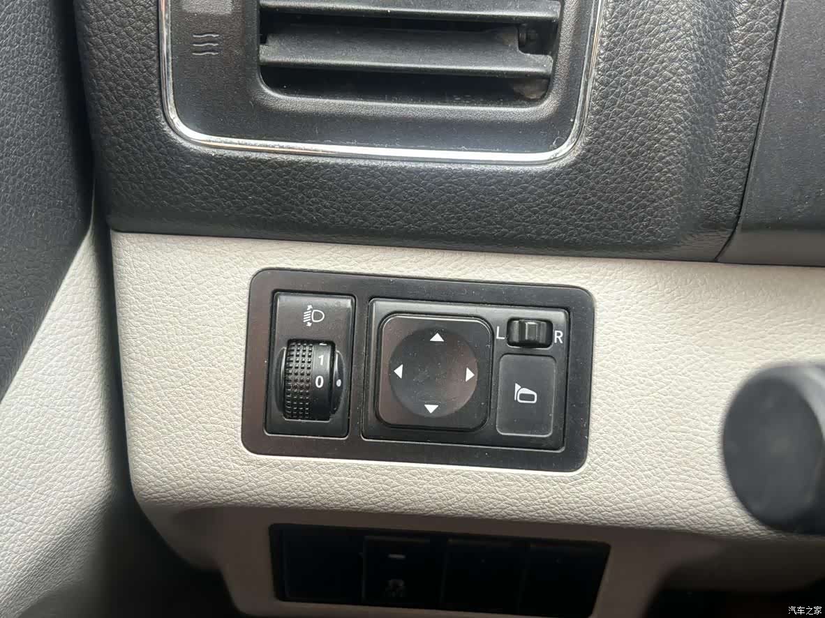 DongFeng S500, 2016 16