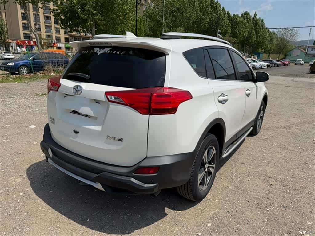 Toyota RAV4, 2016 9