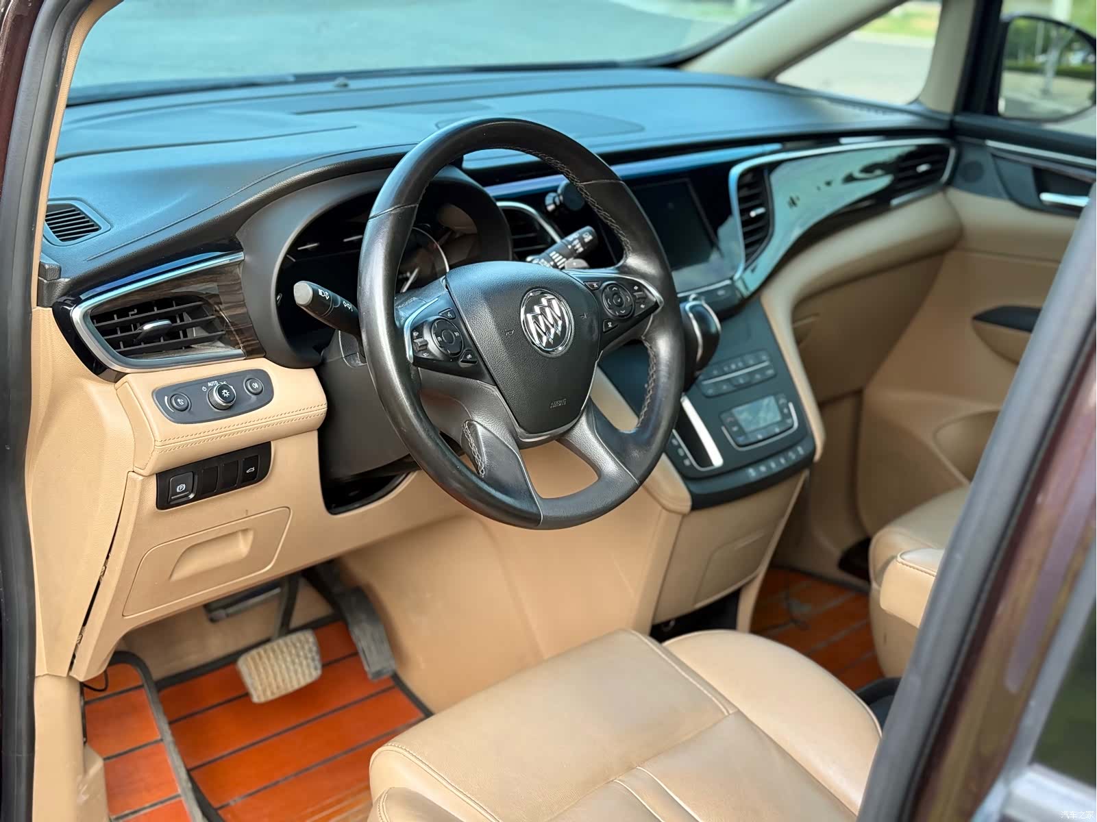 Buick GL8, 2019 10