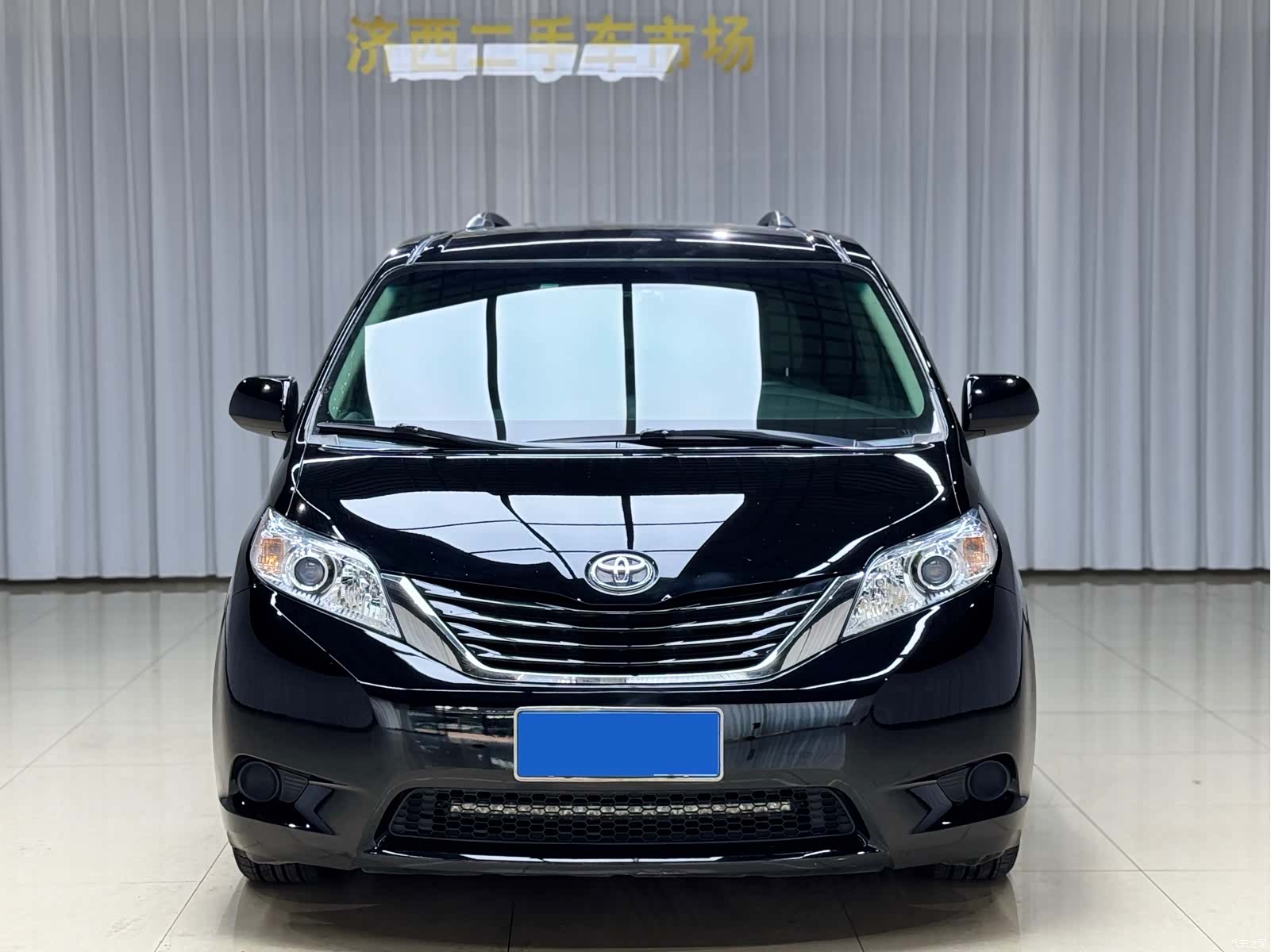 Toyota Sienna, 2015 2