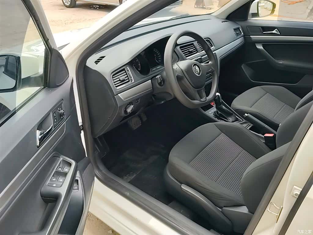 Volkswagen Lavida, 2016 16
