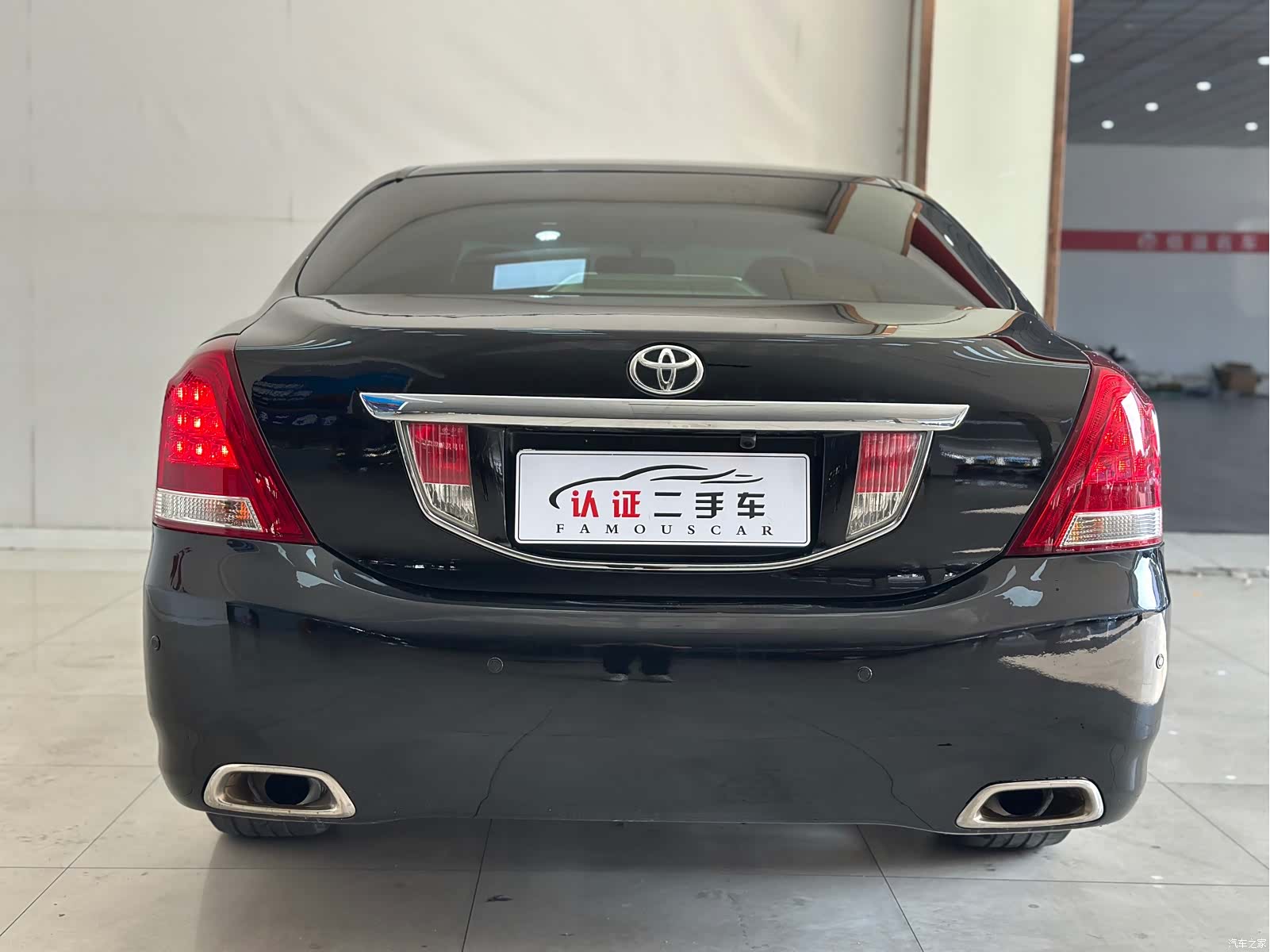 Toyota Crown, 2012 18