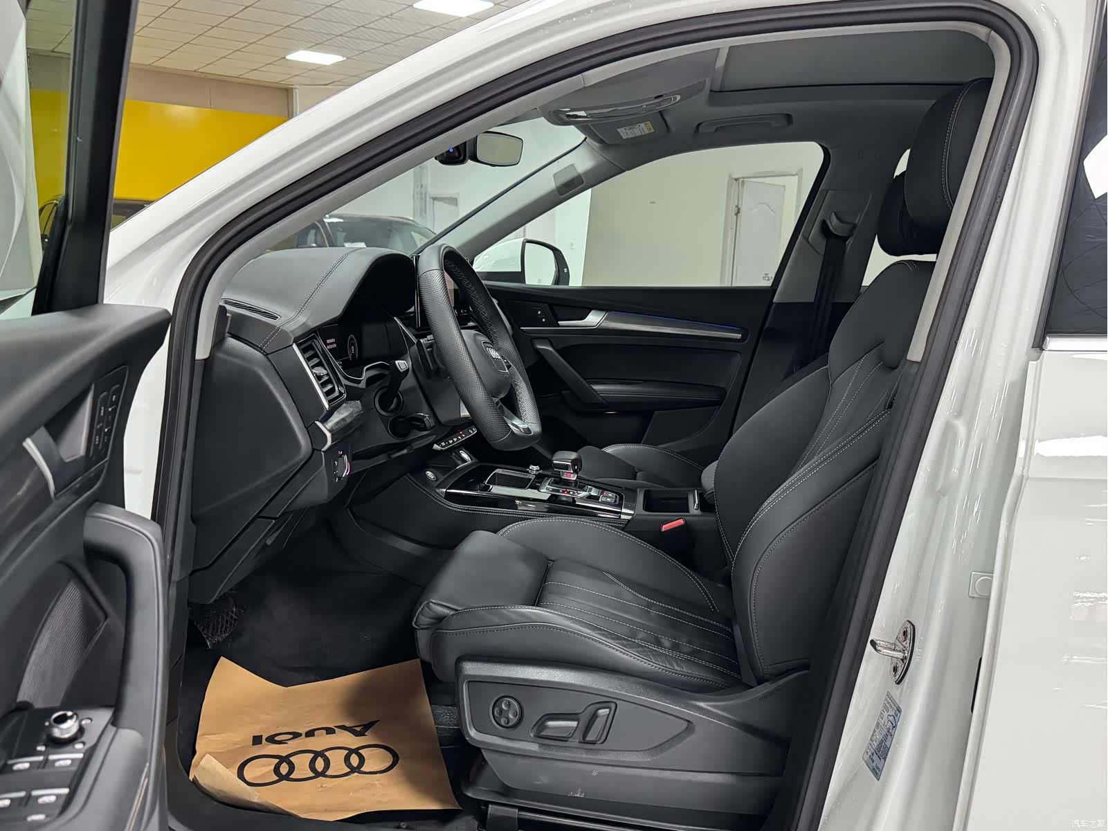 Audi Q5L, 2023 4