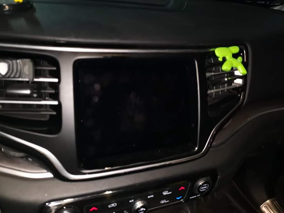 Jeep Grand Commander